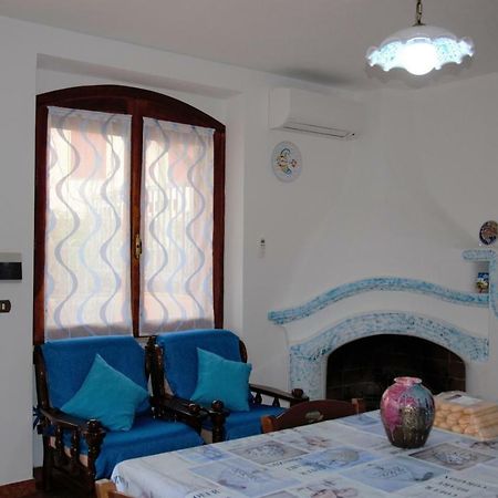 Confortevole Appartamento A Pochi Passi Dal Mare Cala Gonone Extérieur photo
