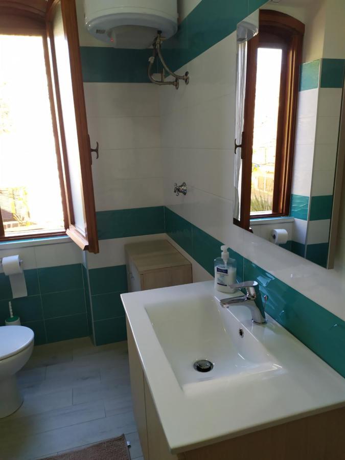 Confortevole Appartamento A Pochi Passi Dal Mare Cala Gonone Extérieur photo