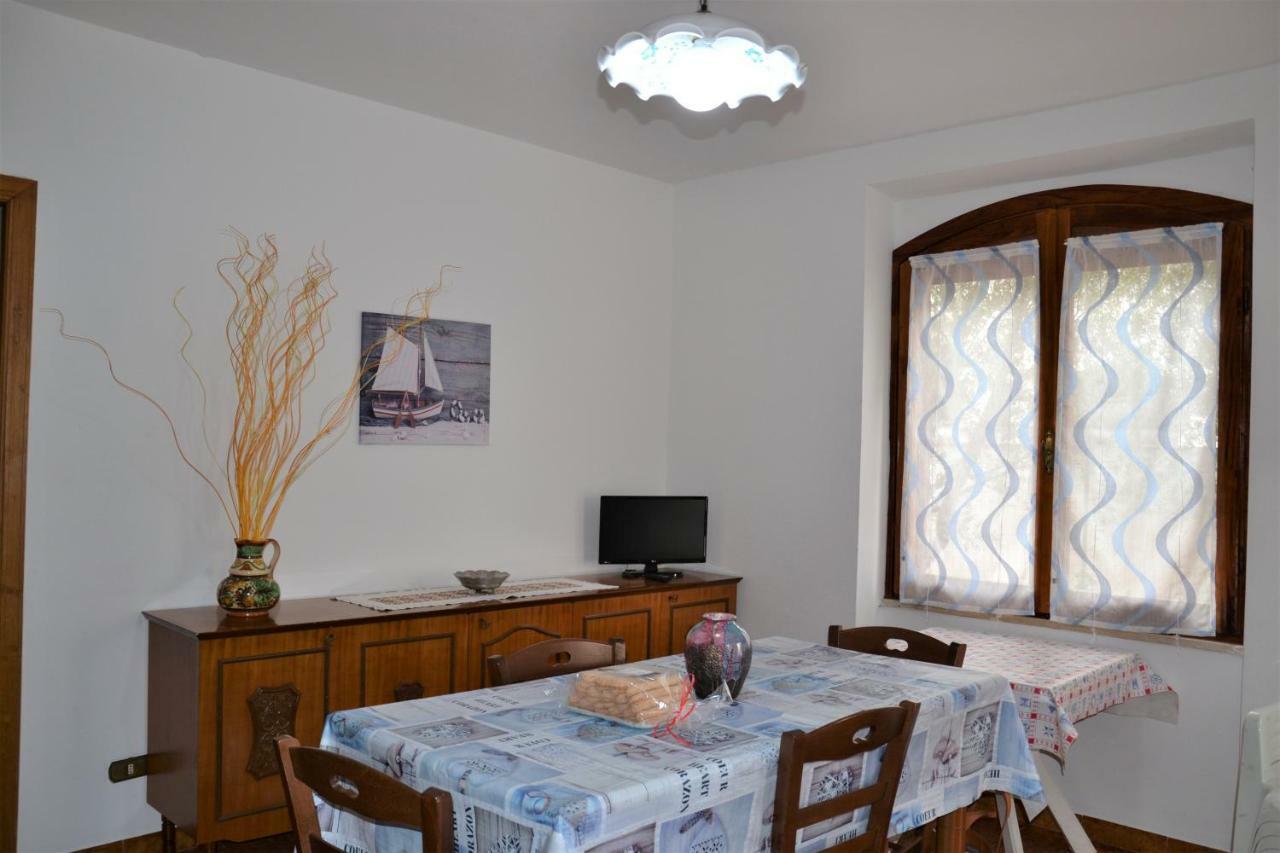 Confortevole Appartamento A Pochi Passi Dal Mare Cala Gonone Extérieur photo
